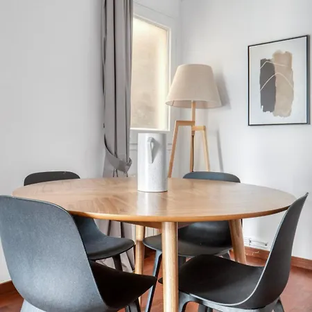 Blueground Antiga Esquerra De Leixamplebalcony Bcn-81 Апартаменты Барселона